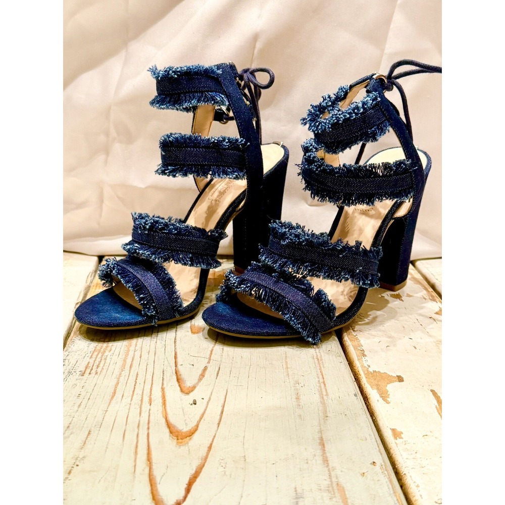 GUESS denim Evira Strap Heel Size 6 M Excellent Condition Open Toe 4" Heel